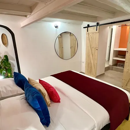 Charming Navona - The Loft Apartment